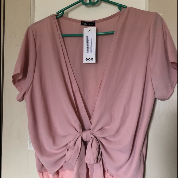 NWT !  BooHoo bodysuit top - Picture 2 of 5